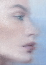 Load image into Gallery viewer, Elegant strength