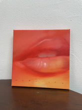 Load image into Gallery viewer, Lips in red and orange