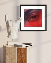 Afbeelding in Gallery-weergave laden, Eyes in red and blue
